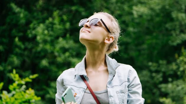 3 science-backed tricks to pull yourself out of a bad mood—in 5 minutes or less