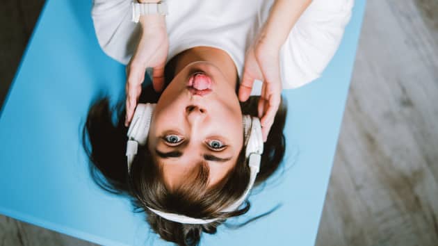 Doing these 3 little things on weekends can help you live a happier and longer life, science says